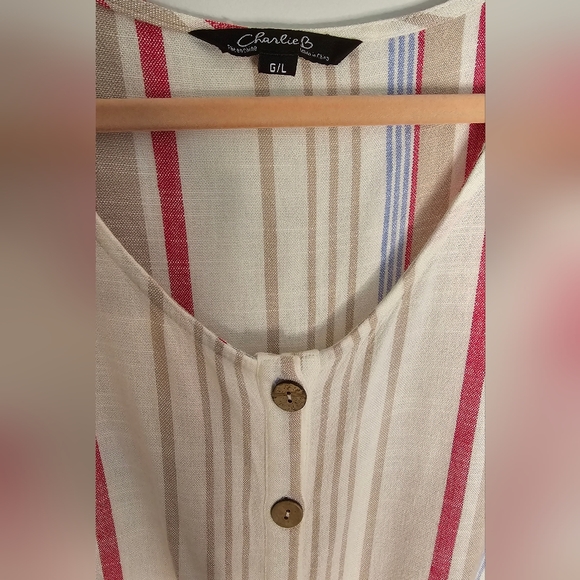 Charlie B Linen Blend Tie Front Top - Picture 4 of 4